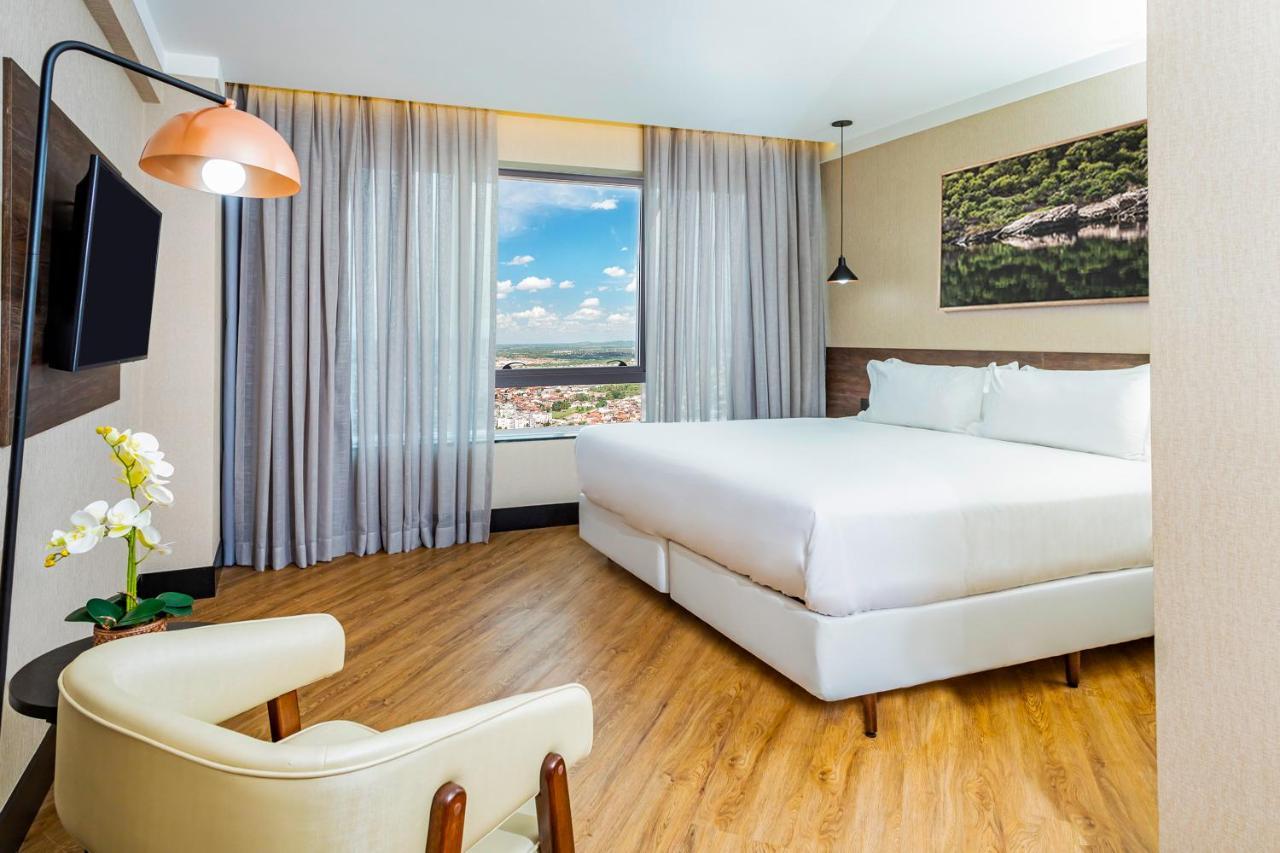 Nh Hotel Feira De Santana Exteriér fotografie